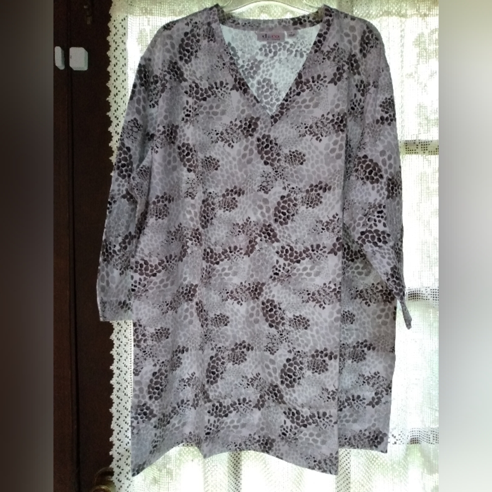 D&Co 3/4 Sleeve Oversized T-Shirt NWOT
